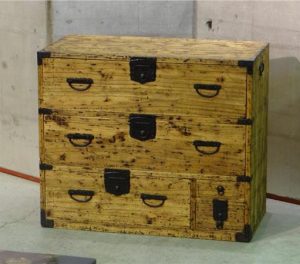 Edo Period Small Chest of Drawers