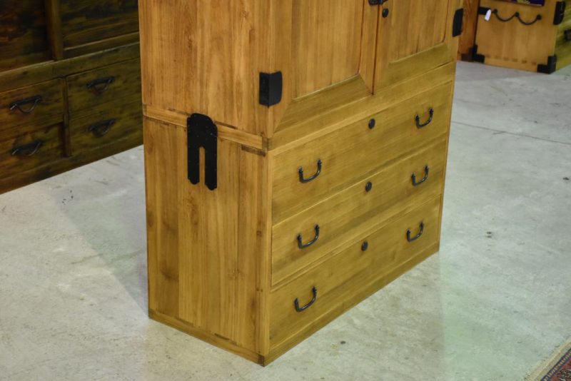 Wedding Chest - Image 11