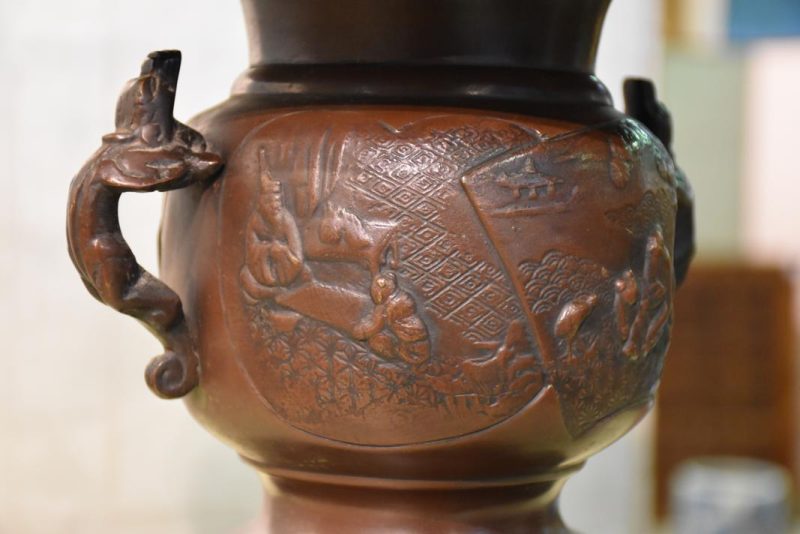 Japanese Ikebana Vase - Image 7