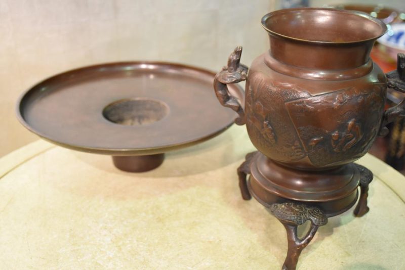 Japanese Ikebana Vase - Image 5