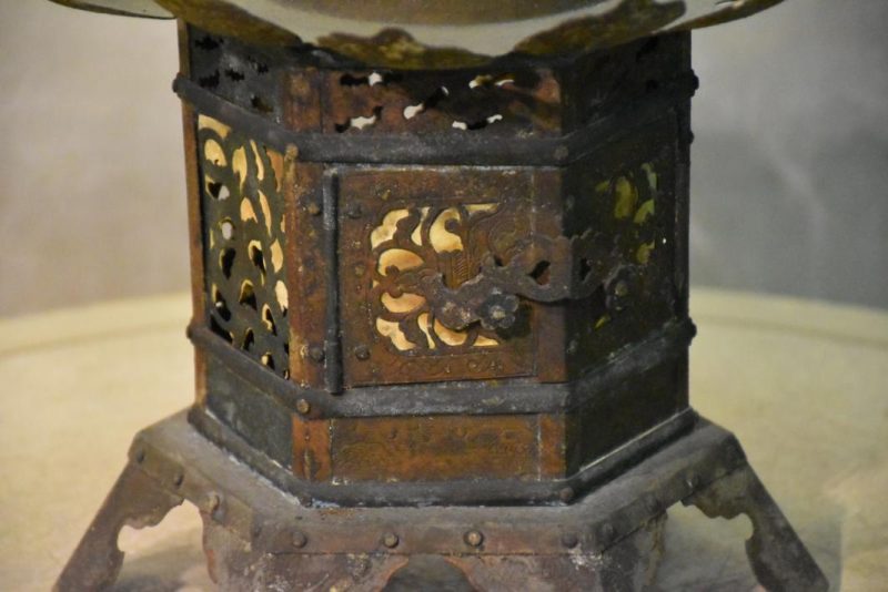 Pair of Japanese Vintage Lanterns - Image 6