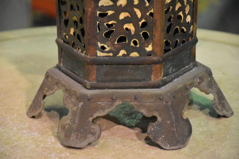 Pair of Japanese Vintage Lanterns - Image 5