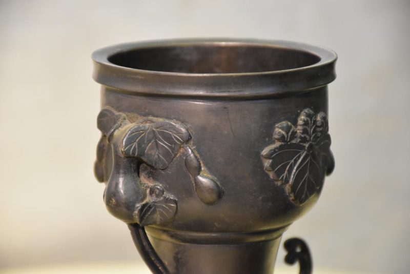 Mini  Usubata Bronze Vase - Image 7