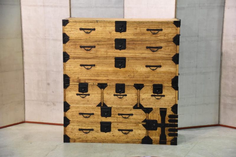 Japanese Edo Period Chest