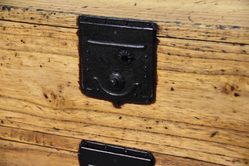 Japanese Edo Period Chest - Image 13