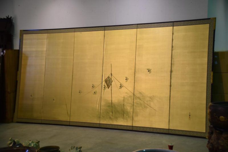 Over Sized Gold Screen - Image 2