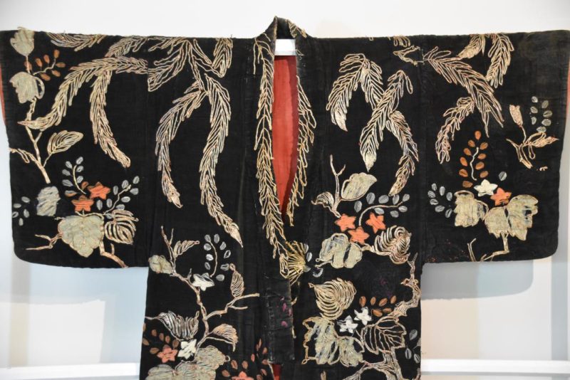 Meiji Period Wedding Kimono - Image 3