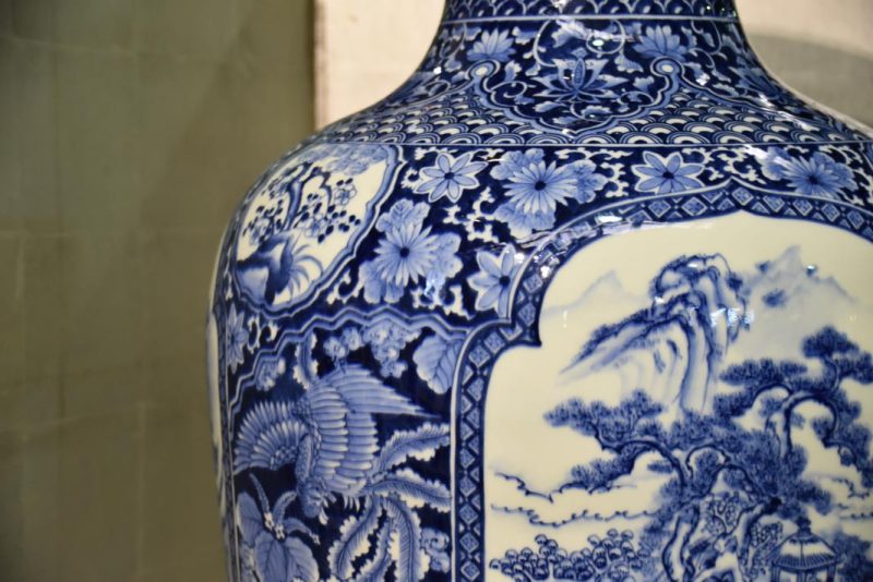 Japanese Blue and White Imari Vase...ON HOLD GB - Image 14