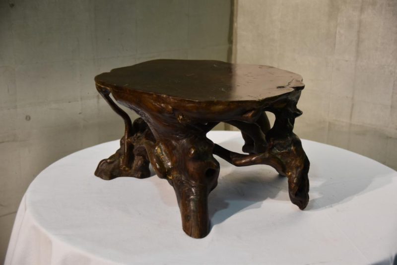 Root Wood Stand
