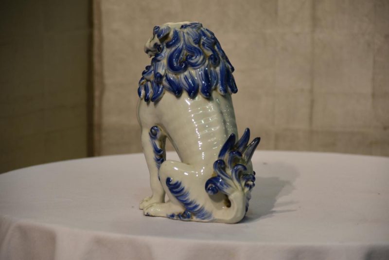 Hirado Pottery Shi Shi - Image 3