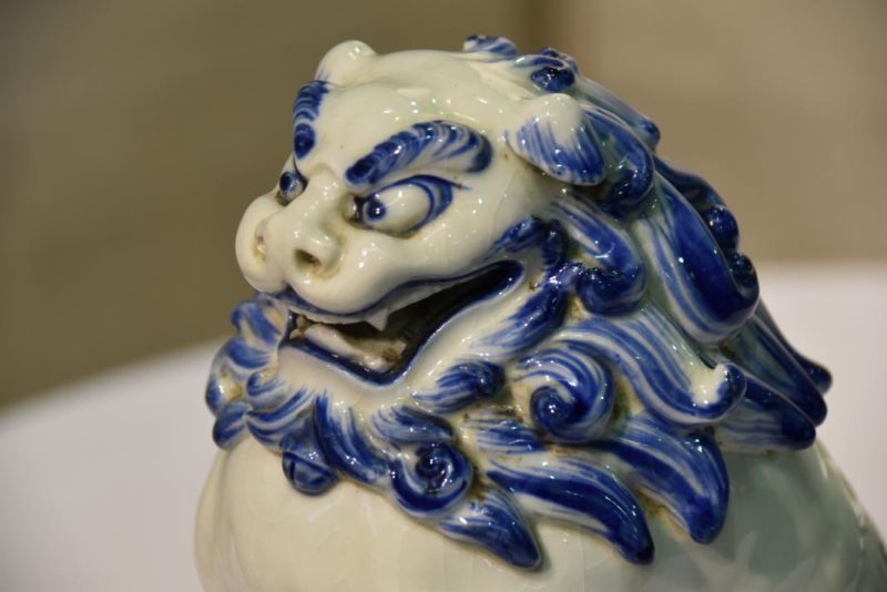 Hirado Pottery Shi Shi - Image 6