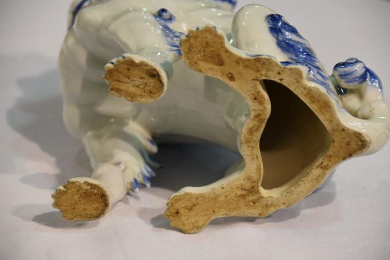 Hirado Pottery Shi Shi - Image 8