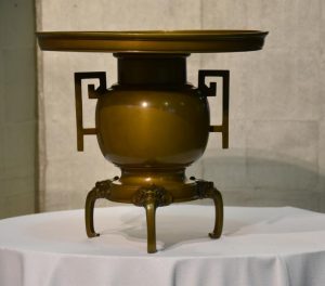 Japanese Ikenobu Bronze Flower Vase