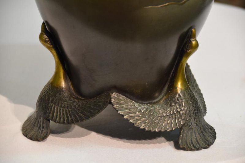 Japanese Bronze Usubata Vase - Image 7