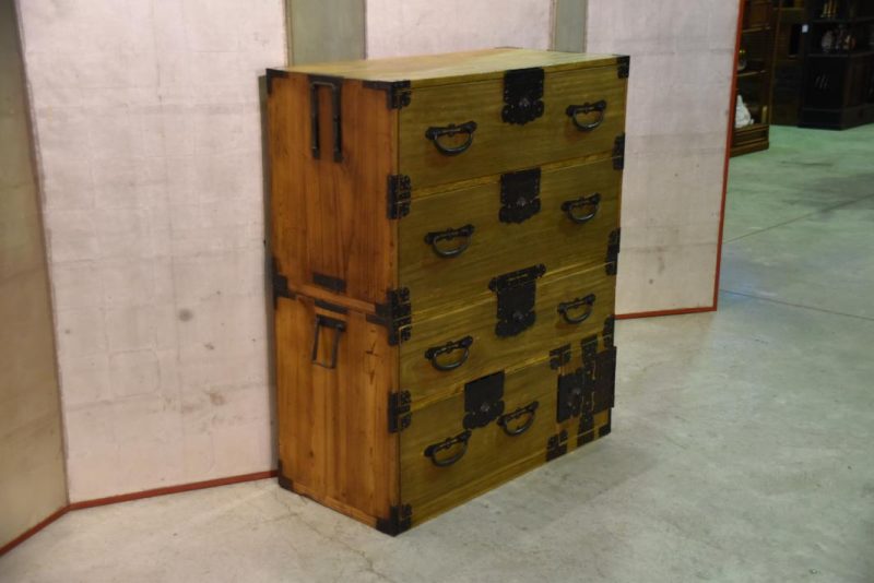 Tokyo Antique Clothing Chest - Image 11