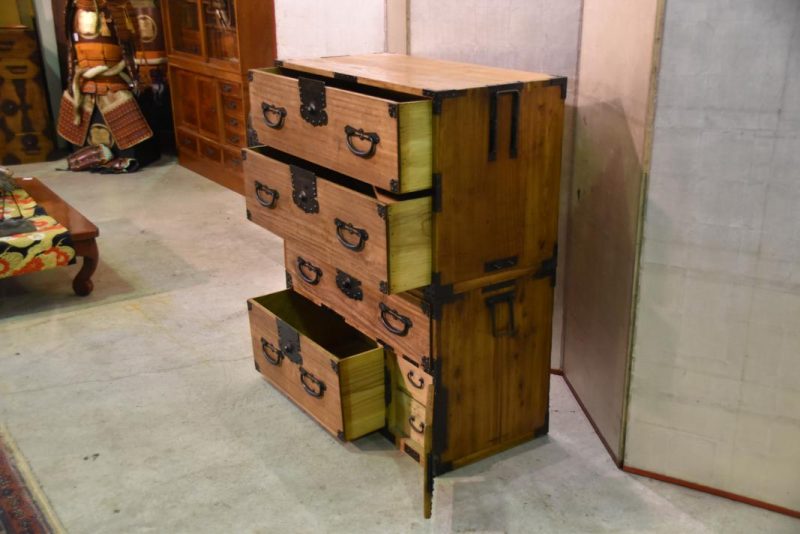 Tokyo Antique Clothing Chest - Image 6
