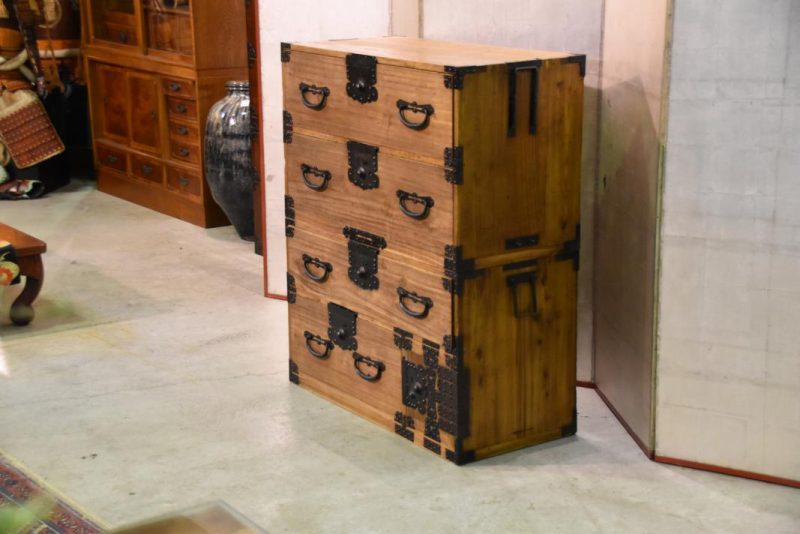 Tokyo Antique Clothing Chest - Image 5