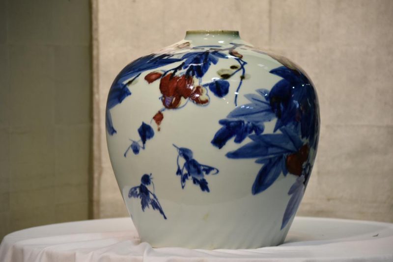 Chinese Painting Vase - Image 9