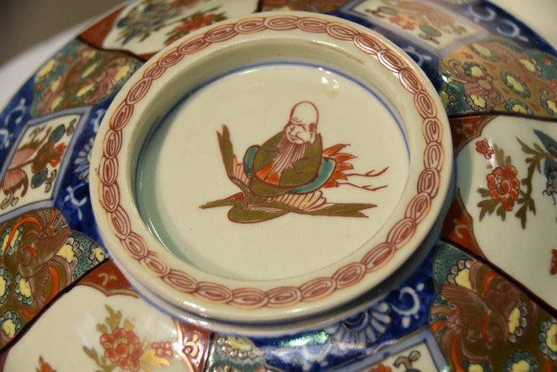 Japanese Imari Lidded Bowl - Image 7