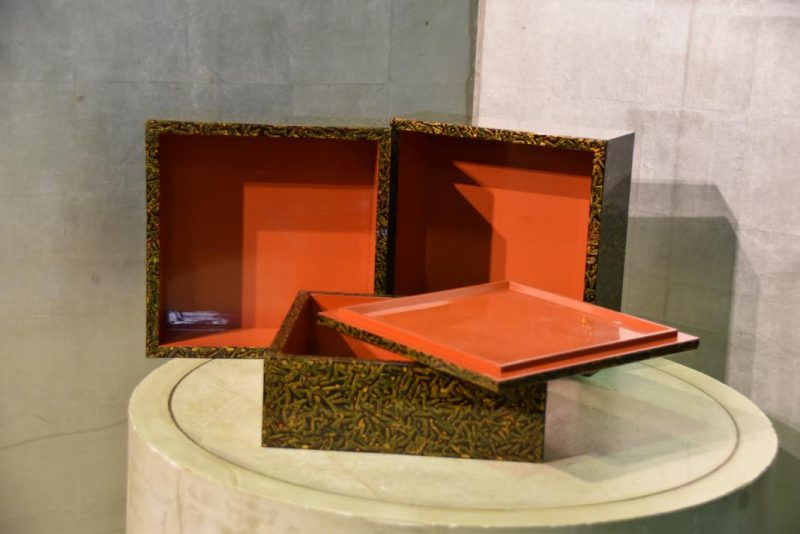 Wakasa Lacquer Jubako - Image 4