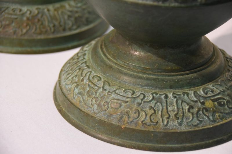 A pair of bronze Candlestands - Image 5
