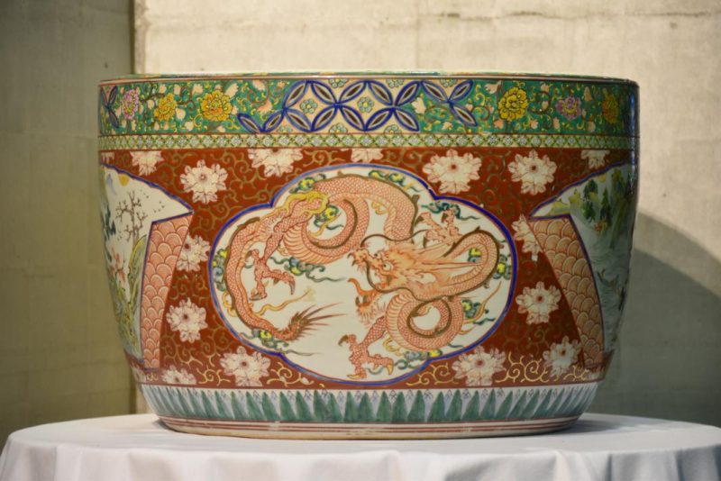Coloured Imari Hibachi - Image 12
