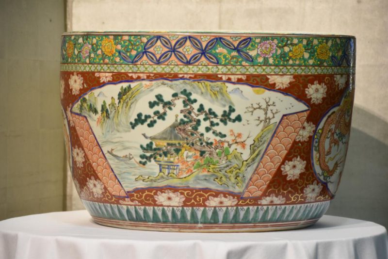 Coloured Imari Hibachi - Image 11