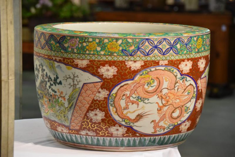 Coloured Imari Hibachi - Image 3