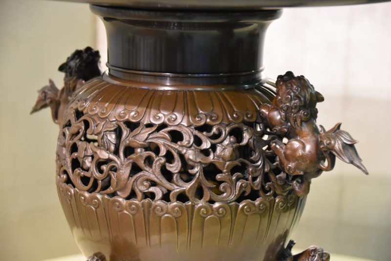 Bronze Shi Shi Ikenobu Vase - Image 11