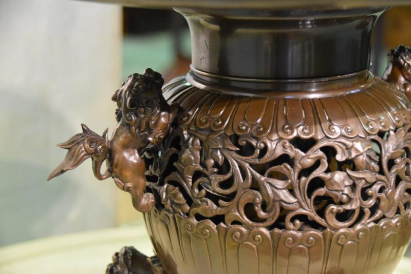 Bronze Shi Shi Ikenobu Vase - Image 7