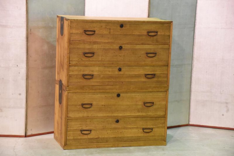 Vintage Japanese Clothing Chest - Image 14