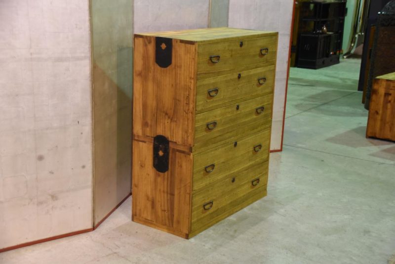 Vintage Japanese Clothing Chest - Image 13