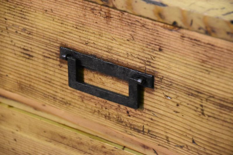 Katana Dansu (Japanese Sword Chest) - Image 6