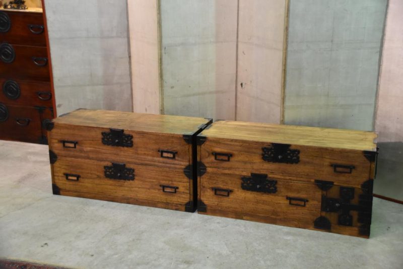 Late Edo Period Sendai Region Clothing Chest - Image 2