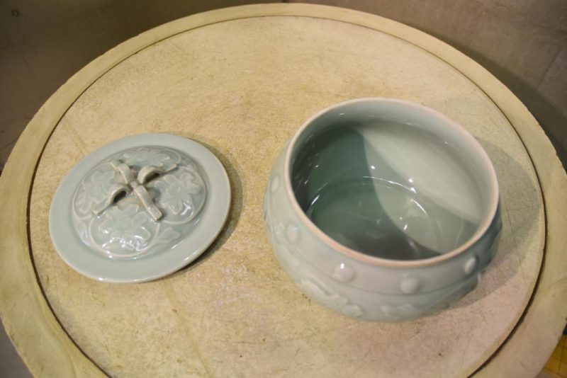 Celadon Lidded Bowl - Image 3