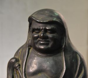 Bronze Daruma San