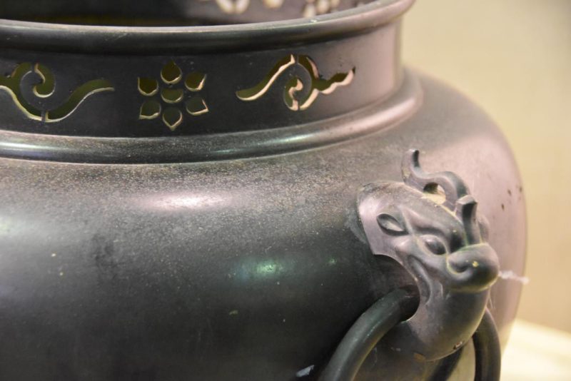 Japanese Bronze Tea Hibachi - Image 6