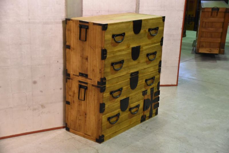 Tokyo Antique Clothing Chest - Image 12