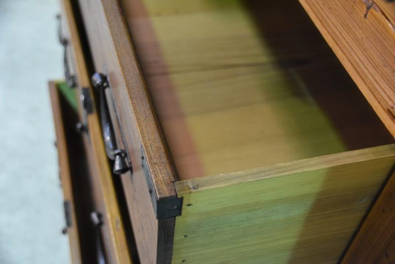 Large and Rare Japanese Clothing Chest - Image 9