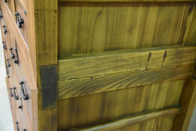 Large and Rare Japanese Clothing Chest - Image 7