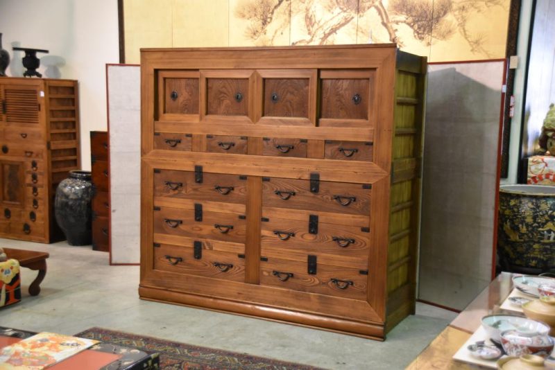 Large and Rare Japanese Clothing Chest - Image 5