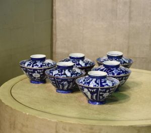 Set of 6 Blue and White Bowls
