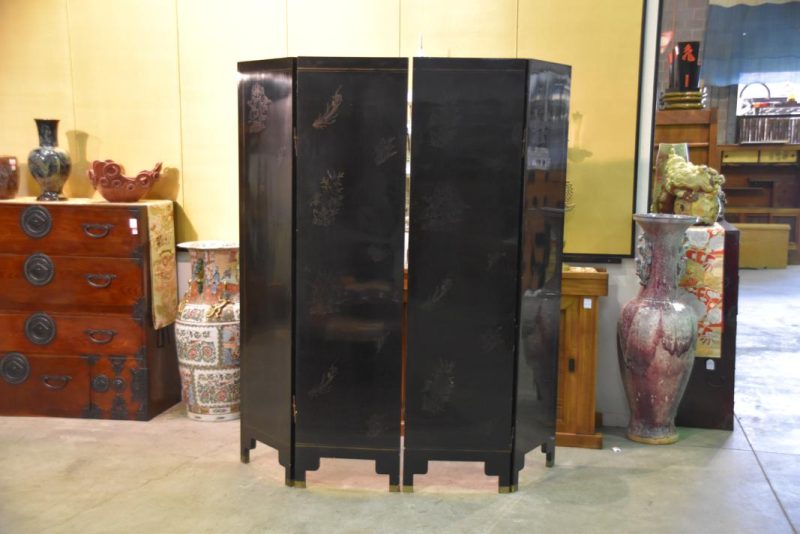 Lacquered Screen - Image 3