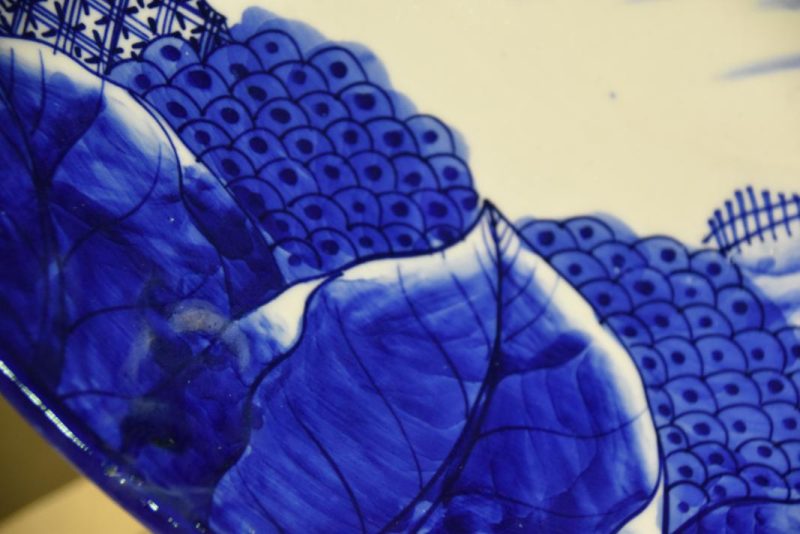 Large Japanese Blue and White Charger - Image 7