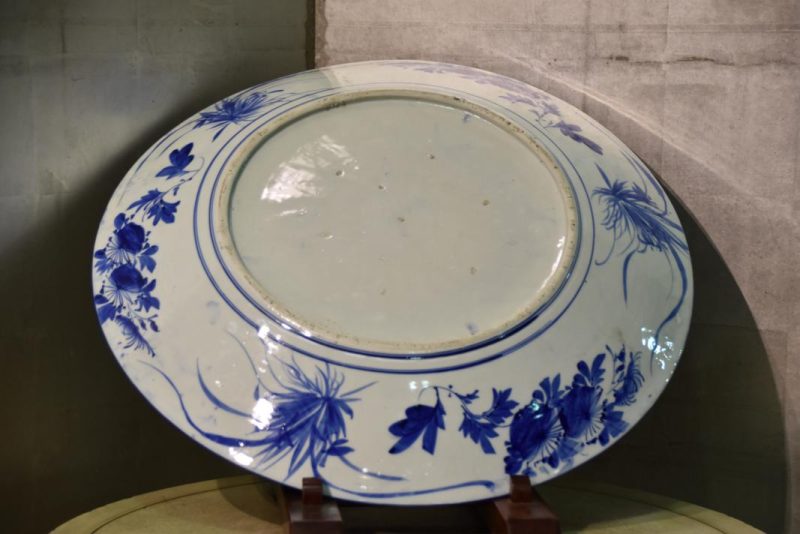Large Japanese Blue and White Charger - Image 6