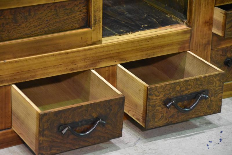 Sideboard - Image 4