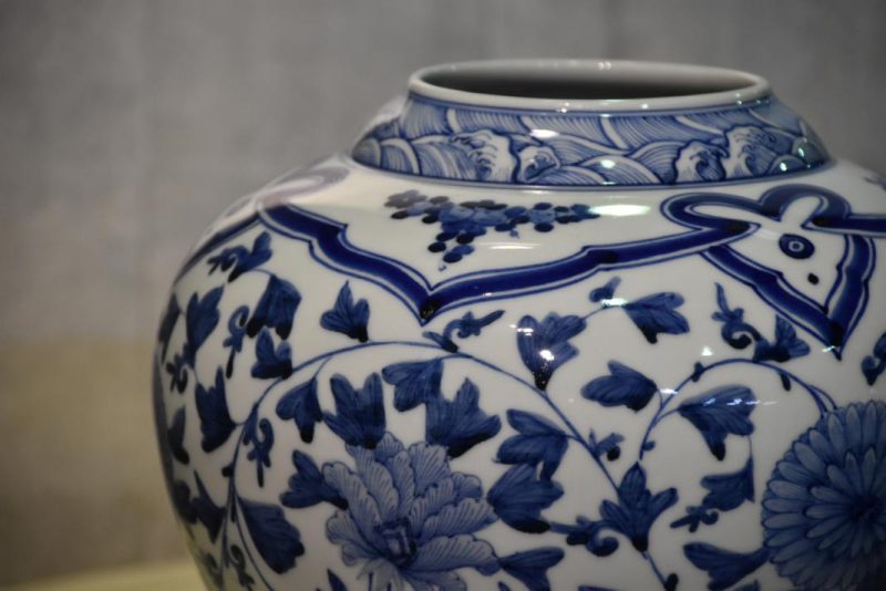 Arita Ceramic Vase - Image 11