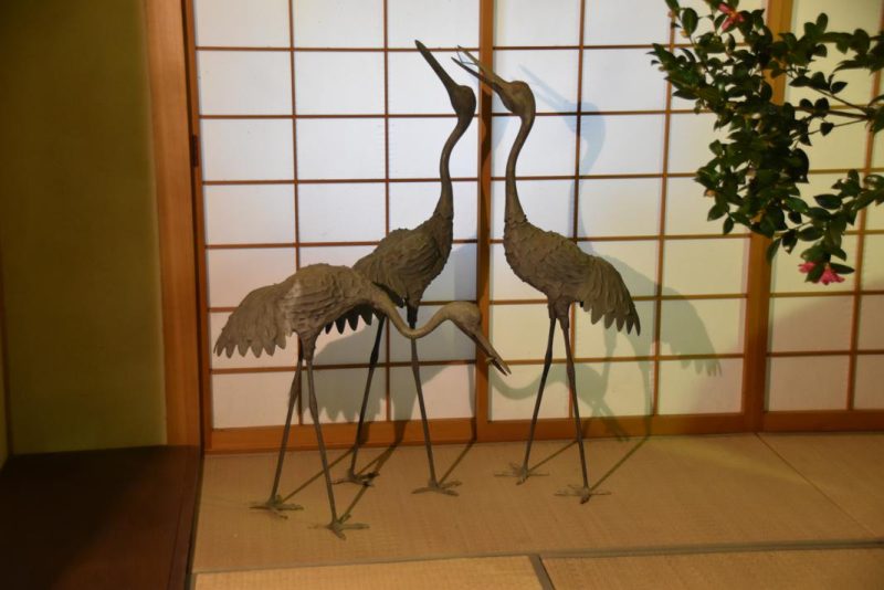 Set of 3 Japanese Bronze Cranes - Image 2