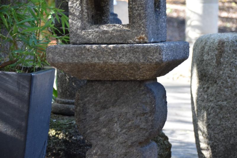 Antique Japanese Oribe Stone Lantern - Image 3