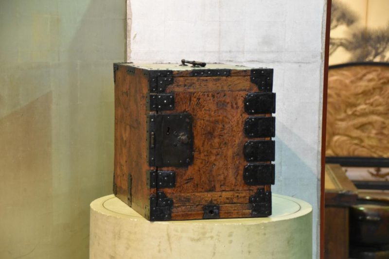 Japanese Edo Period Funa Dansu (Ships Chest)